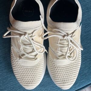 Vessi Sz. Women’s 9 “Everyday 2.0”